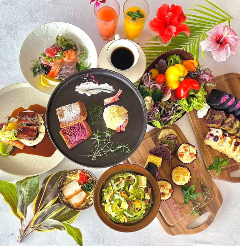 Island-Inspired Breakfast Experience